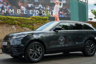 Anti-SUV campaigners call for Wimbledon to end partnership with Range Rover and for players to use public transport during tournament