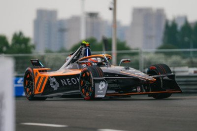 Bid to save McLaren Formula E team fails, star driver gets snapped up