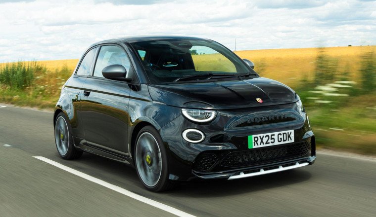 2025 Abarth 500e | UK Review