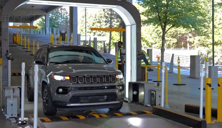 Hertz AI Scanner Charges $350 for Tiny ‘Dings’ on Rental and This Is Going Off the Rails