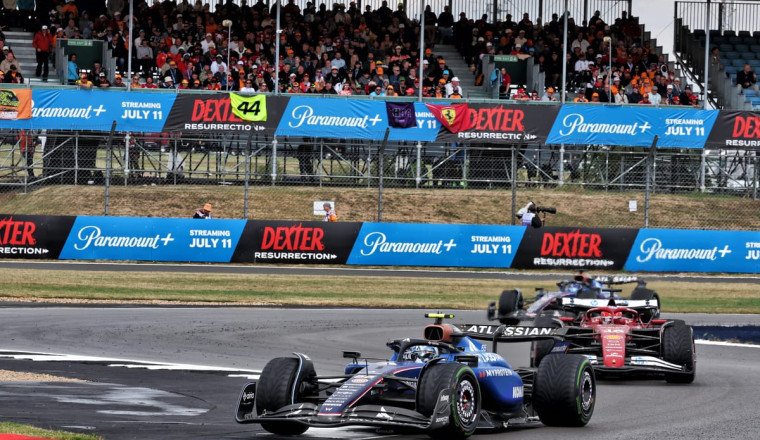 Unseen Leclerc clash summed up Sainz's miserable Williams season