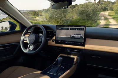 Why Mazda Finally Caved and Put Its First Touchscreen in the New CX-5