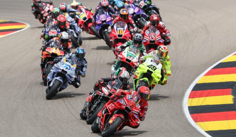 Just 10 riders finish in Marquez-dominated German GP