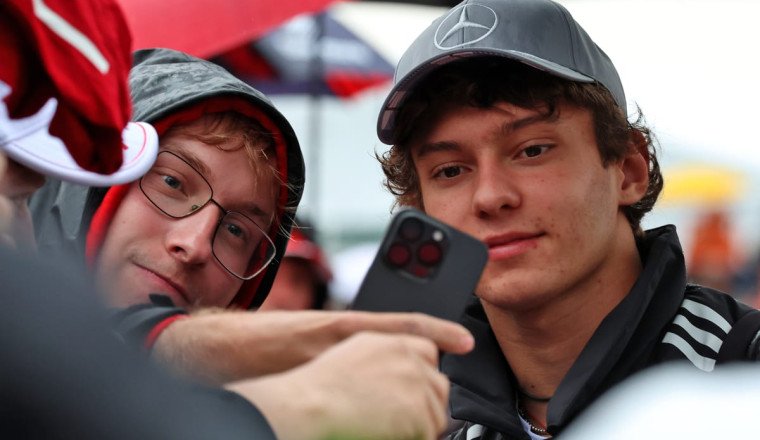 'Nothing's really working' - why F1's most hyped rookie is struggling
