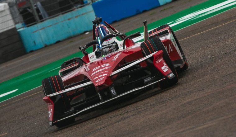 Porsche implosion allows Rowland to seal Formula E title early