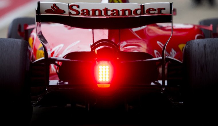 Why Do F1 Cars Have A Flashing Red Light At The Back?